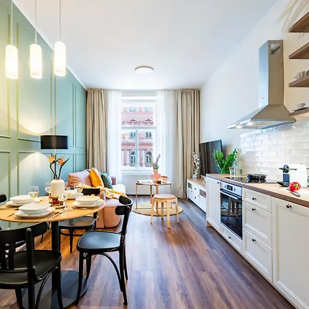 Days - One Bedroom With Sauna And Ac In New Town Апартаменты